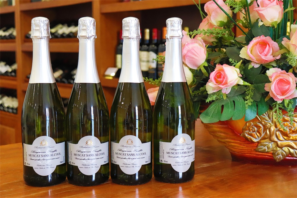 好色先生黄色APP哪樣的法國紅酒好色先生入口好呢